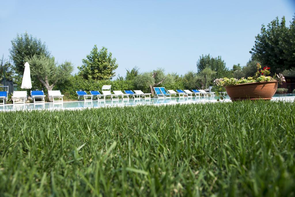 Campeggio Delle Rose Moniga del Garda 外观 照片